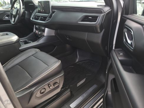 Used 2022 GMC Yukon SLT w/ SLT Premium Package RWD image 8