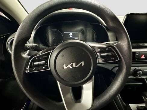 Used 2023 Kia Forte LXS FWD image 11