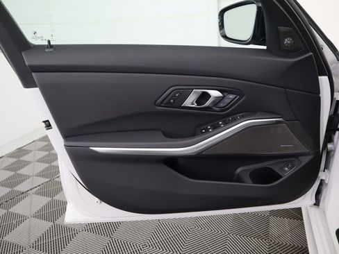 New 2026 BMW 330i xDrive Sedan w/ M Sport Package image 25