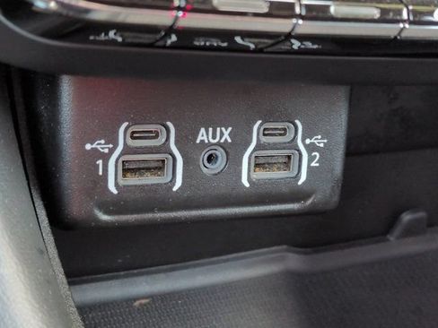 Used 2025 Dodge Durango GT AWD/4WD image 21