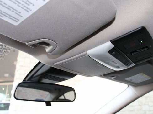 Used 2023 Nissan Altima 2.5 SR w/ SR Premium Package image 26