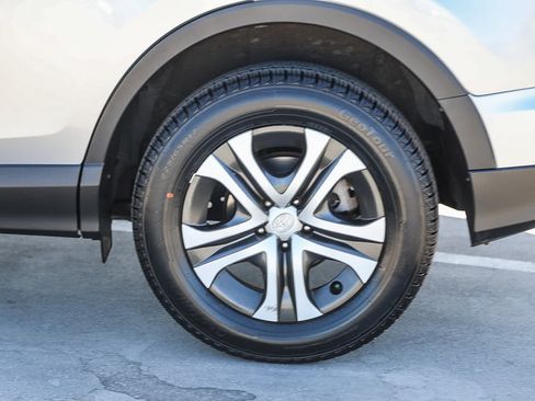Certified 2018 Toyota RAV4 LE w/ All Weather Liner Package AWD/4WD image 11