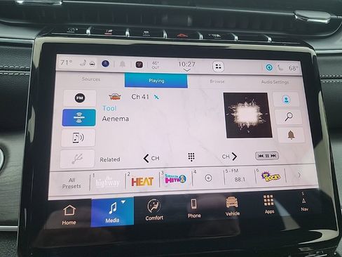 New 2025 Jeep Grand Cherokee L Limited w/ Trailer Tow Package image 39