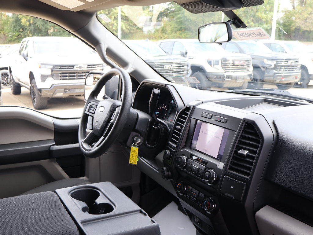 Used 2020 Ford F150 XL w/ Equipment Group 101A Mid AWD/4WD image 33