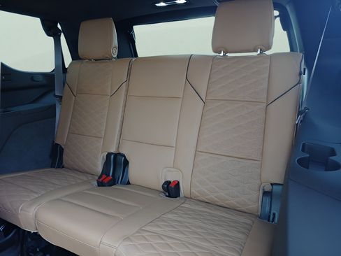 Used 2022 Cadillac Escalade Sport w/ Touring Package AWD/4WD image 25