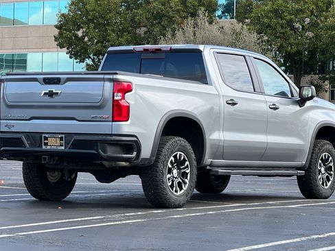 Certified 2024 Chevrolet Silverado 1500 ZR2 w/ Technology Package image 4