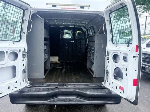 Used 2014 Ford E-350 and Econoline 350 Super Duty RWD image 31