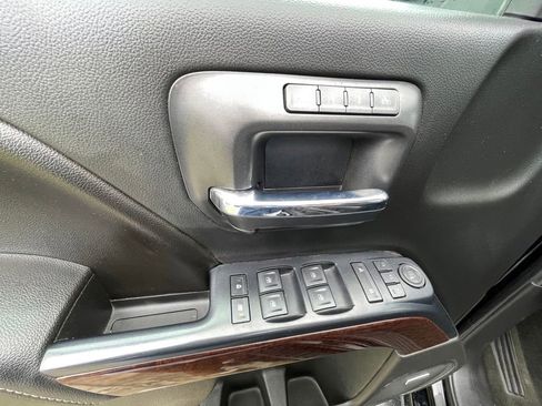 Used 2017 GMC Sierra 1500 SLT AWD/4WD image 12