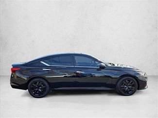 Used 2020 Nissan Altima 2.5 S video 4