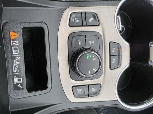 Used 2019 GMC Terrain Denali image 21