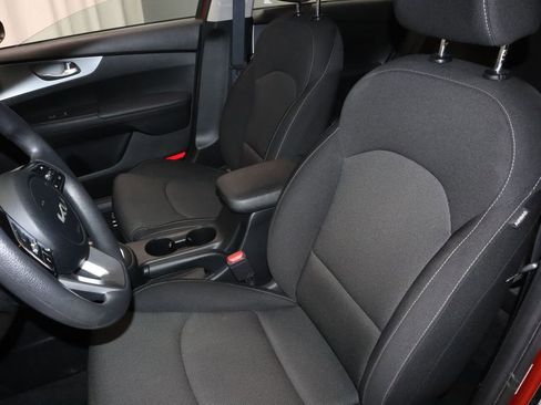 Used 2023 Kia Forte LXS w/ LXS Technology Package FWD image 25