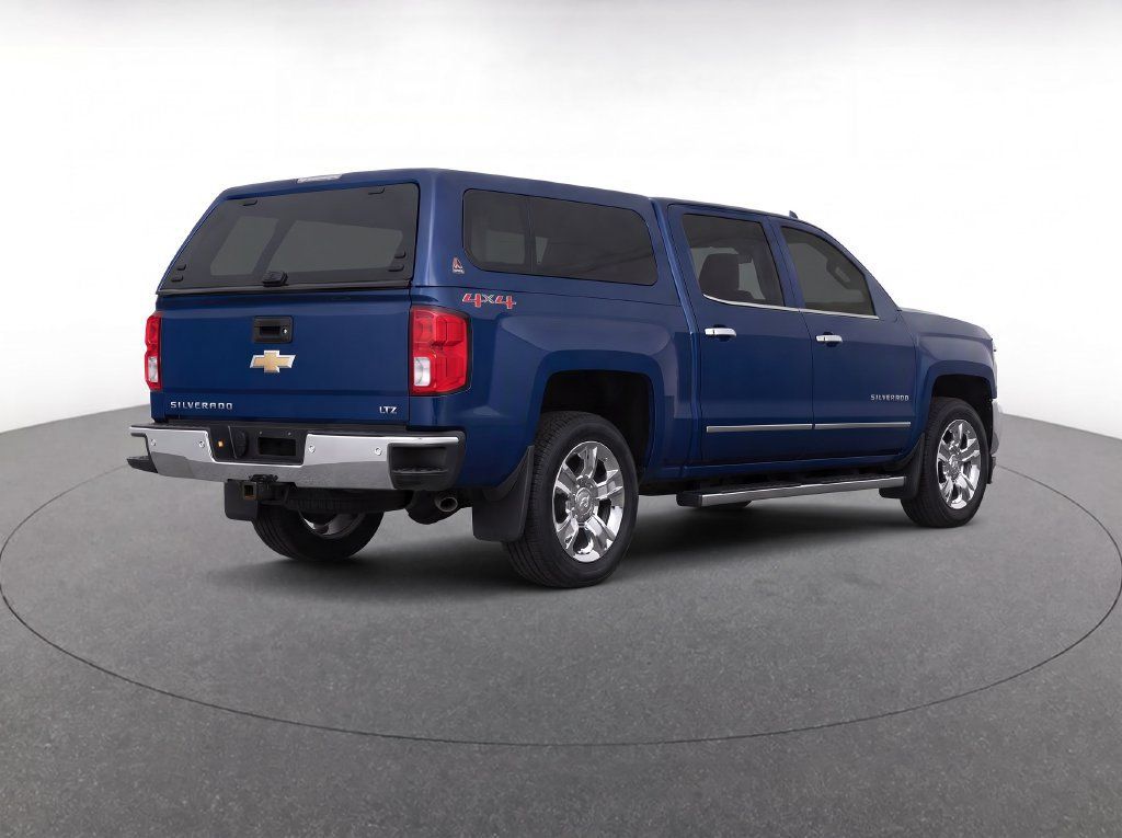 Used 2018 Chevrolet Silverado 1500 LTZ w/ Sport Package AWD/4WD image 6
