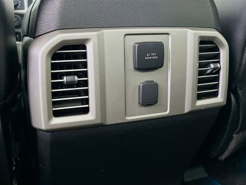 Used 2016 Ford F150 Lariat image 13