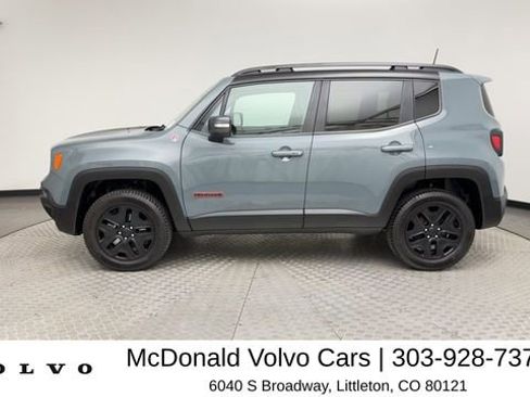 Used 2018 Jeep Renegade Trailhawk AWD/4WD image 5