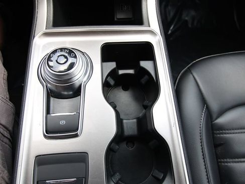 Used 2024 Ford Edge SEL AWD/4WD image 24