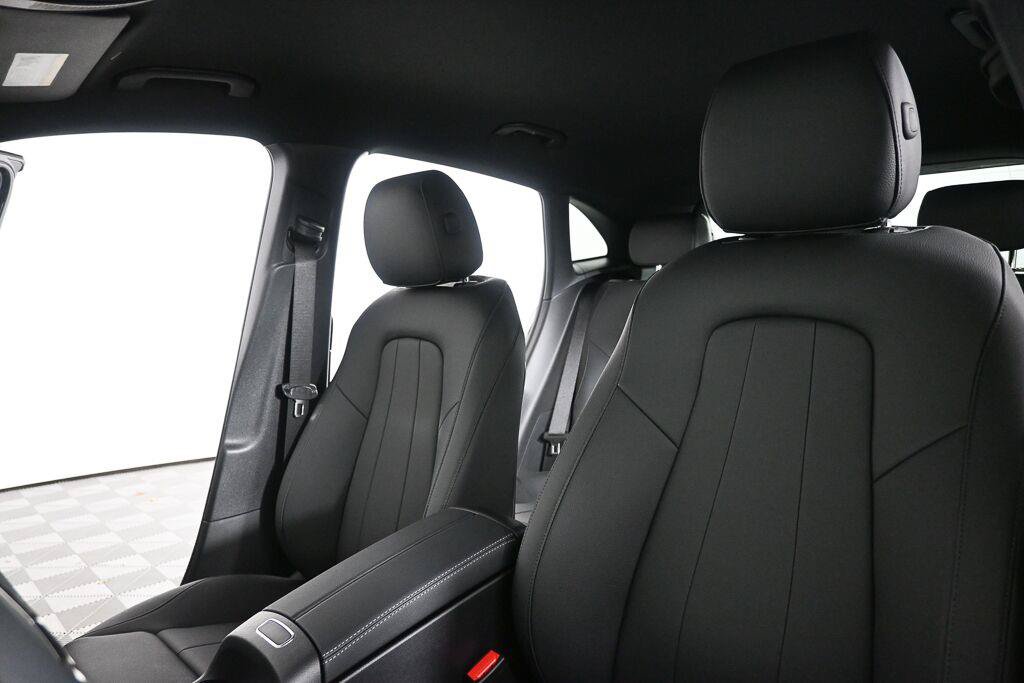 Certified 2026 Mercedes-Benz GLA 250 4MATIC image 5