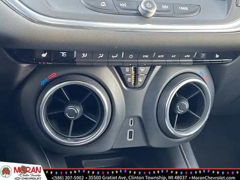 Certified 2024 Chevrolet Blazer LT w/ Convenience Package image 21