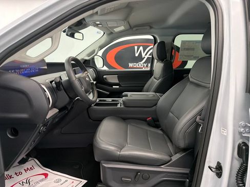New 2026 Ford Expedition Max Active AWD/4WD image 8