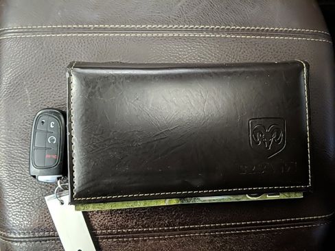 Used 2016 RAM 1500 Laramie Longhorn w/ Convenience Group image 33