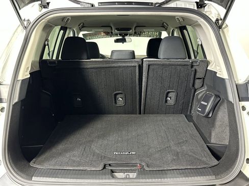 Certified 2023 Nissan Rogue SV image 25