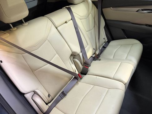 Used 2020 Cadillac XT5 Premium Luxury FWD image 46