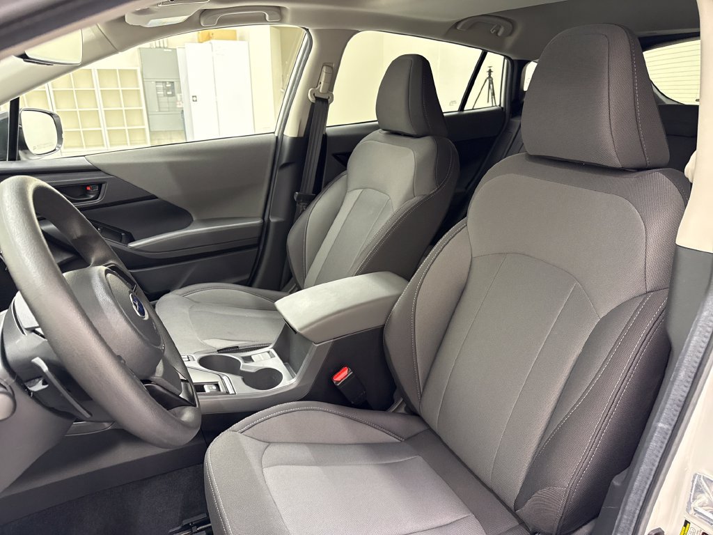 Used 2026 Subaru Crosstrek 2.5i Premium AWD/4WD image 16