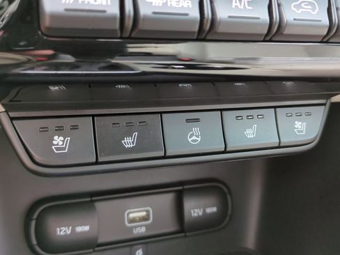 Certified 2021 Kia Sportage EX w/ EX Technology Package image 24