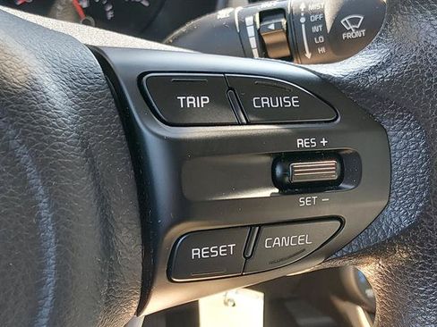 Used 2023 Kia Rio S FWD image 17