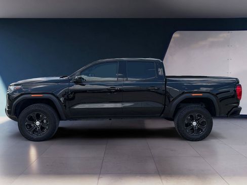 Used 2024 GMC Canyon Elevation RWD image 2