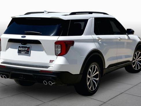 Used 2023 Ford Explorer ST AWD/4WD image 12