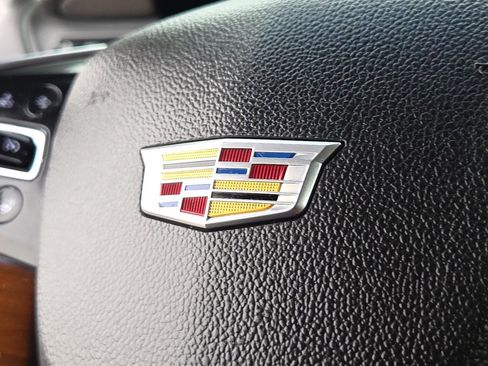 Used 2018 Cadillac Escalade Premium Luxury w/ LPO, Radiant Package image 22