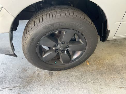 Used 2015 RAM 1500 Big Horn AWD/4WD image 10