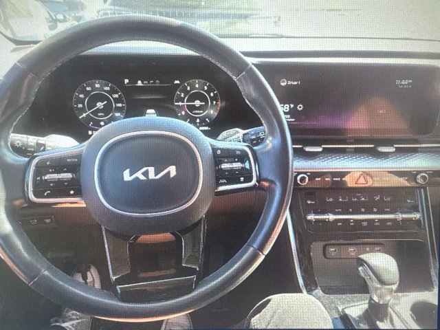 Used 2022 Kia Carnival SX Prestige w/ Paint Protection Package FWD image 8