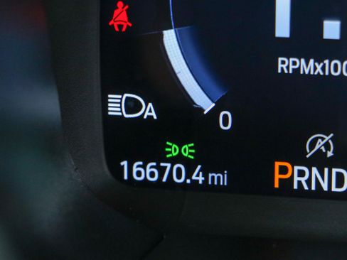 Used 2025 Ford Explorer Active w/ Active Comfort Package AWD/4WD image 16