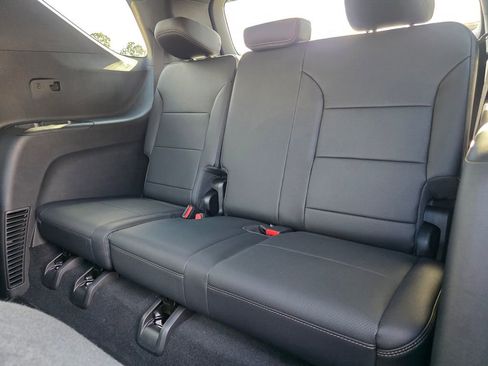 New 2026 Chevrolet Traverse High Country w/ LPO, Floor Liner Package image 21