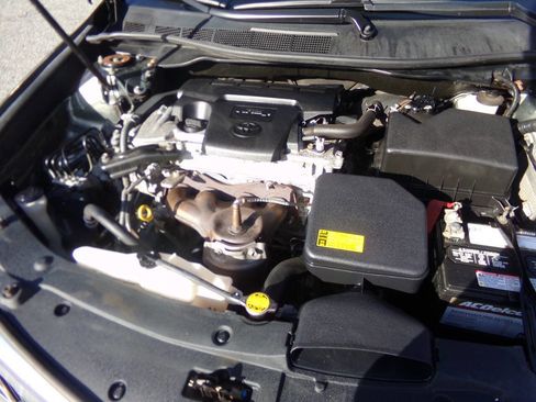 Used 2012 Toyota Camry XLE image 37