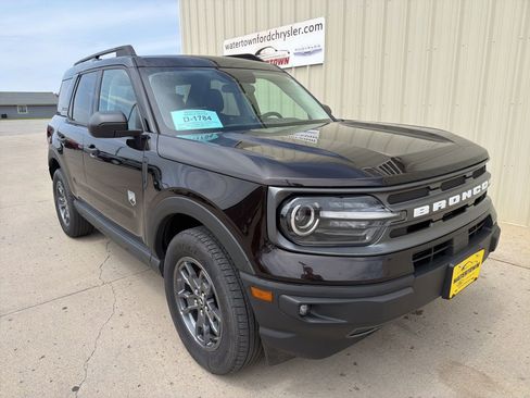 Used 2021 Ford Bronco Sport Big Bend w/ Big Bend Package (96B) AWD/4WD image 2