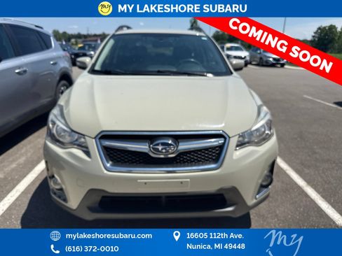 Used 2016 Subaru Crosstrek 2.0i Premium AWD/4WD image 2