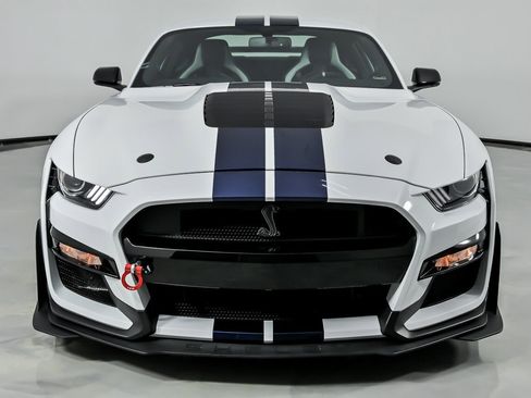 Used 2020 Ford Mustang Shelby GT500 w/ Carbon Fiber Track Pack RWD image 5