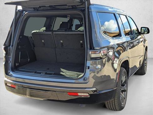 New 2026 Jeep Grand Wagoneer Limited w/ Premium Group II image 2