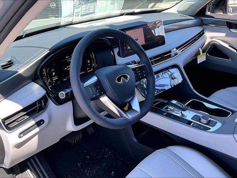 New 2026 INFINITI QX60 Luxe image 9
