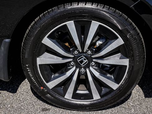 Used 2024 Honda Civic EX-L image 12