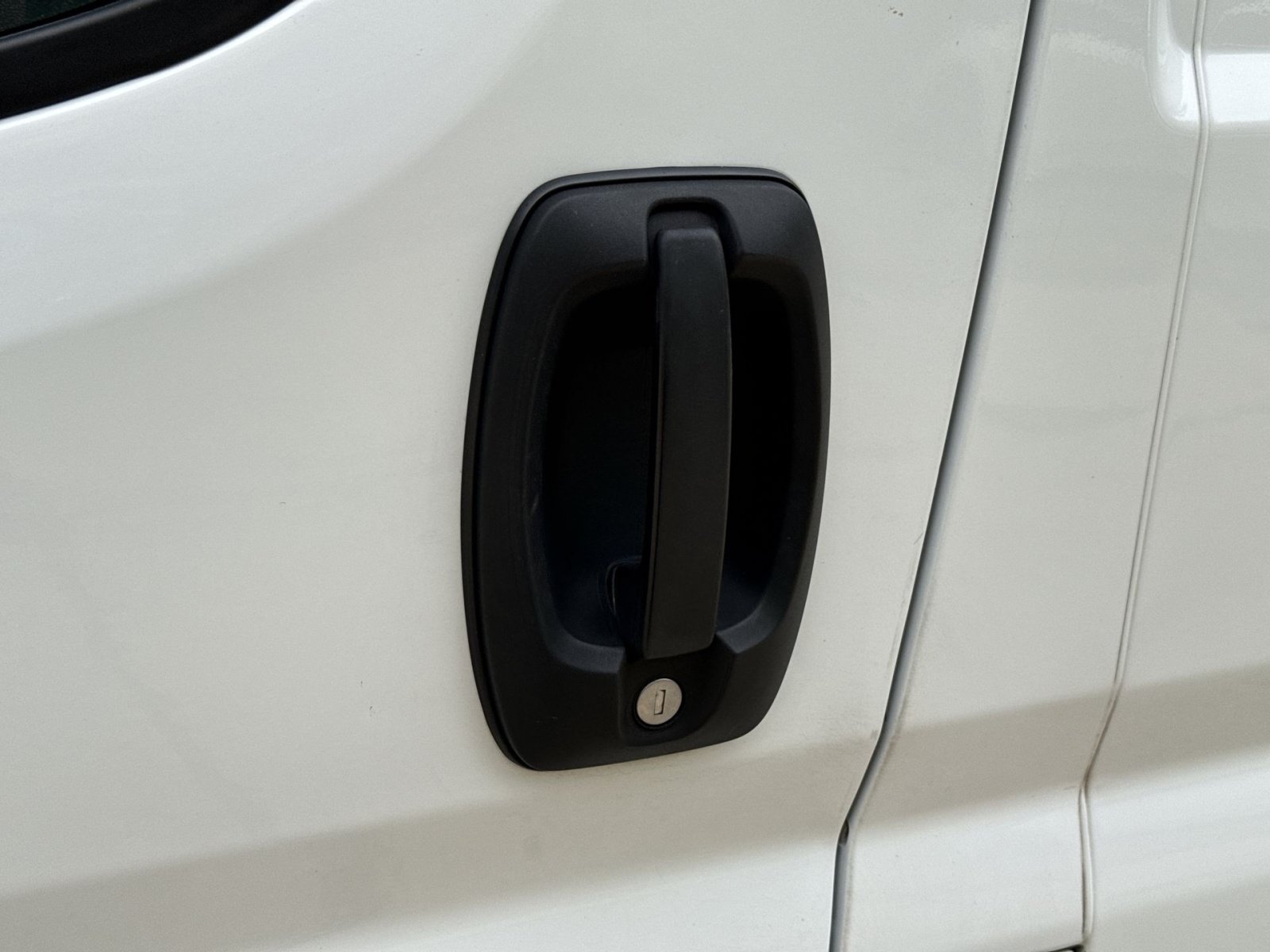 Used 2024 RAM ProMaster 2500 w/ Convenience Group FWD image 13