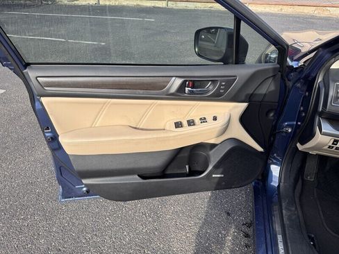 Used 2019 Subaru Legacy 3.6R Limited AWD/4WD image 11