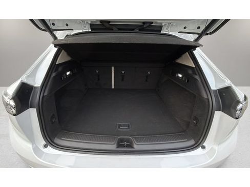 Used 2023 Buick Envision Avenir AWD/4WD image 32