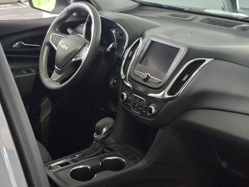 Certified 2024 Chevrolet Equinox LT w/ LPO, Floor Liner Package FWD image 8