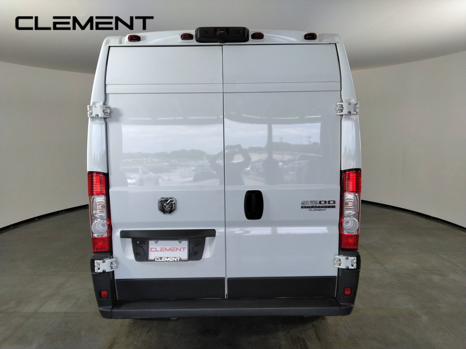 Used 2026 RAM ProMaster 2500 w/ Convenience Group FWD image 6