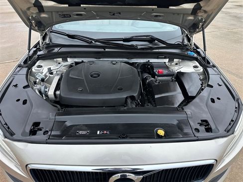 Used 2018 Volvo S90 T5 Momentum AWD/4WD image 25