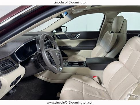 Used 2020 Lincoln Continental Reserve image 22