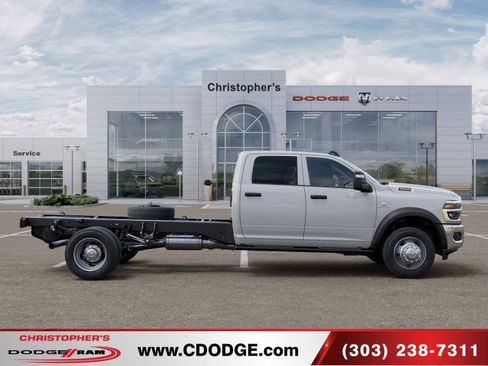 New 2026 RAM 5500 Tradesman AWD/4WD image 21